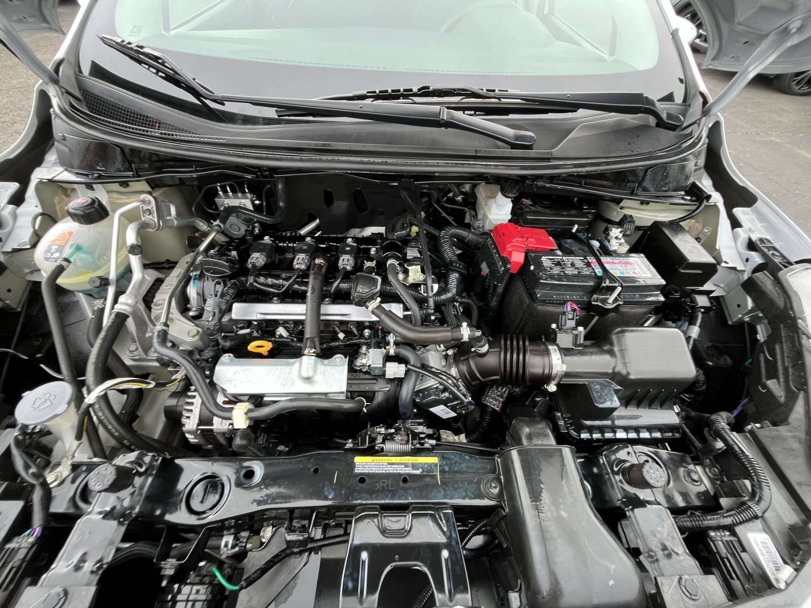 Used 2025 Nissan Versa SV FWD image 31