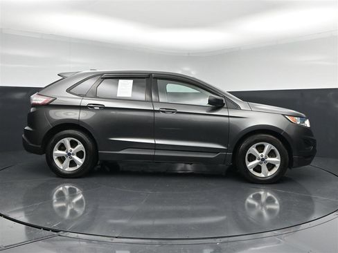 Used 2016 Ford Edge SE AWD/4WD image 4