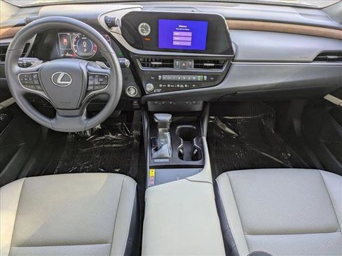 Used 2025 Lexus ES 350 w/ Premium Package FWD image 17