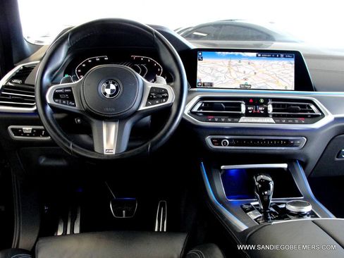 Used 2022 BMW X5 xDrive40i w/ M Sport Package image 28