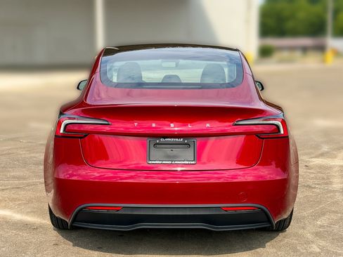 Used 2025 Tesla Model 3 RWD image 11