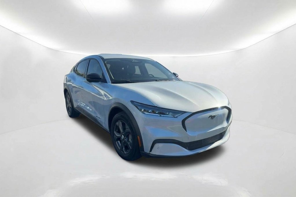 Used 2023 Ford Mustang Mach-E Select RWD image 3