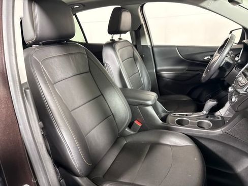 Used 2020 Chevrolet Equinox Premier image 12