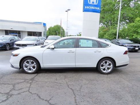 Used 2023 Honda Accord LX image 3