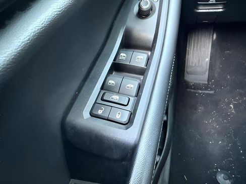 Used 2022 Jeep Grand Cherokee L Laredo w/ Luxury Tech Group I AWD/4WD image 22