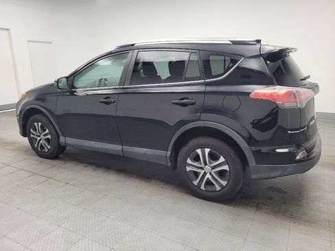Used 2018 Toyota RAV4 LE FWD image 3