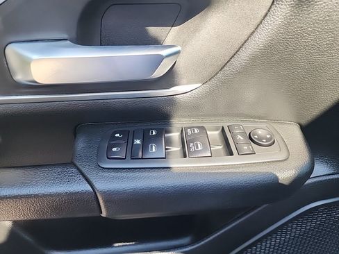 Used 2020 RAM 1500 Big Horn AWD/4WD image 37