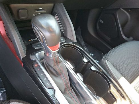 Used 2023 Chevrolet TrailBlazer RS w/ Sun and Liftgate Package AWD/4WD image 16