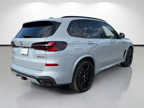 New 2026 BMW X5 M60i image 3