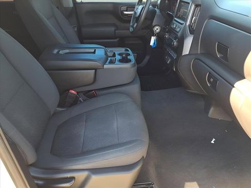 Used 2020 Chevrolet Silverado 1500 Custom w/ Infotainment Package image 15