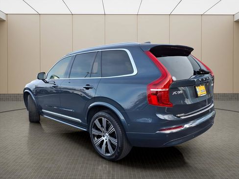 Used 2023 Volvo XC90 B6 Ultimate w/ Protection Package Premier image 4