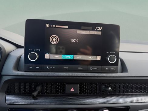 Used 2023 Honda CR-V LX image 16