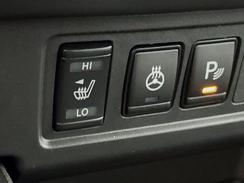 New 2026 Nissan Frontier SV w/ All-Weather Content Package AWD/4WD image 20