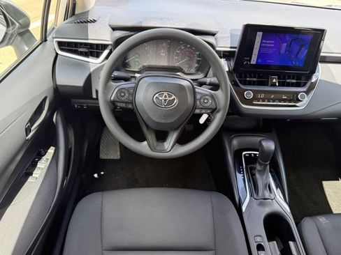 Used 2024 Toyota Corolla LE FWD image 25