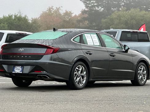 Used 2022 Hyundai Sonata SEL image 4