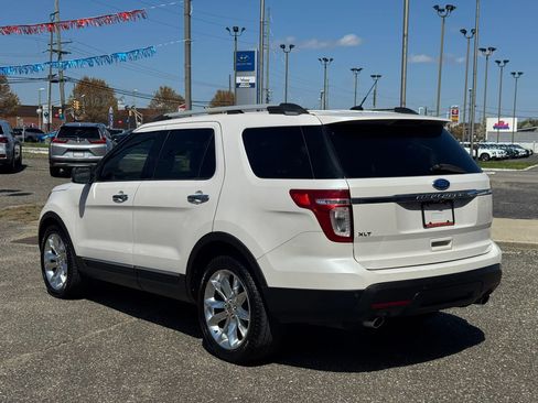 Used 2011 Ford Explorer XLT w/ 202A Rapid Spec Order Code FWD image 3