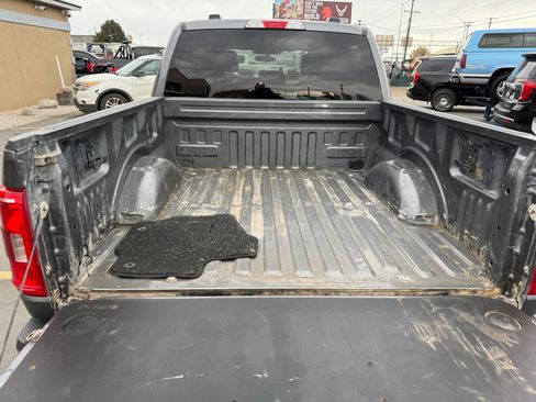 Used 2022 Ford F150 XLT w/ Trailer Tow Package image 5