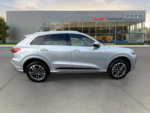 New 2025 Audi Q5 Premium AWD/4WD image 2