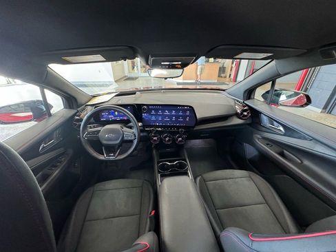 Used 2024 Chevrolet Blazer EV RS image 17