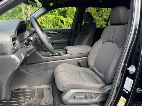 New 2026 Honda Pilot Sport image 11