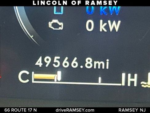 Used 2022 Lincoln Corsair Grand Touring w/ Elements Technology Bundle image 17