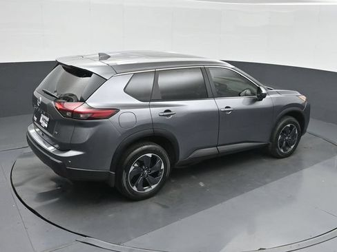 Used 2024 Nissan Rogue SV w/ SV Premium Package FWD image 38