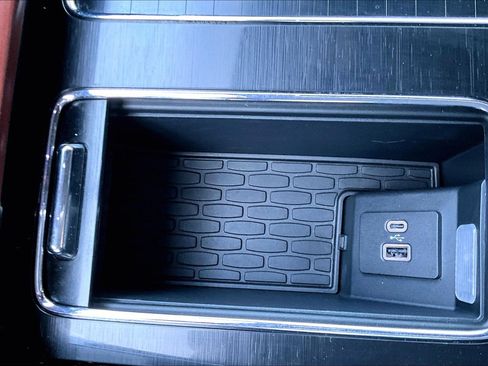 Used 2024 Lincoln Aviator Reserve w/ Equipment Group 201A image 16