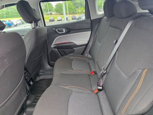 Used 2022 Jeep Compass Sport AWD/4WD image 14
