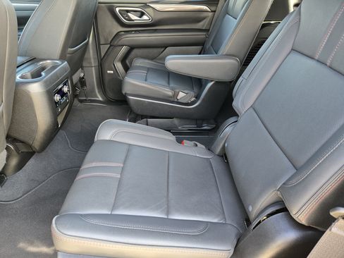 Used 2024 Chevrolet Tahoe RST w/ Luxury Package image 40