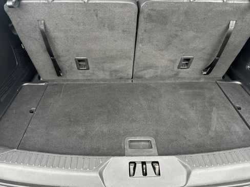 Certified 2022 Ford Explorer XLT w/ Equipment Group 202A image 17