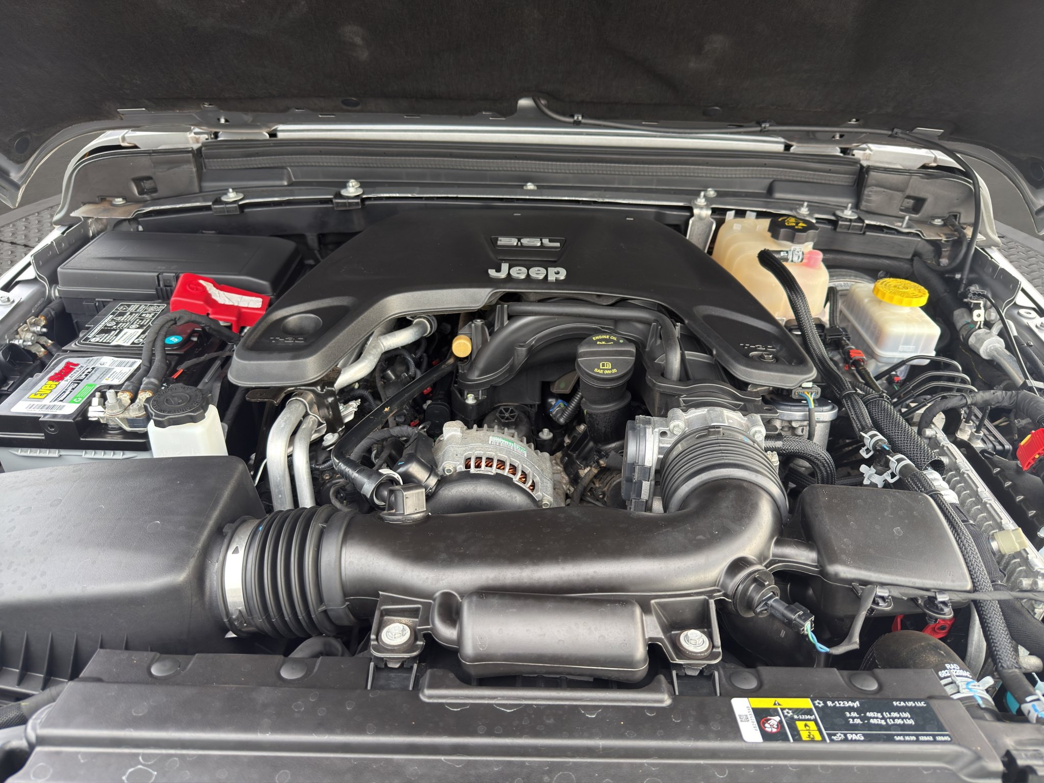 Used 2019 Jeep Wrangler Sport AWD/4WD image 18