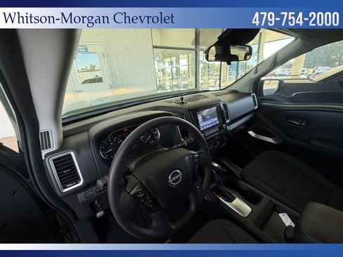 Used 2023 Nissan Frontier SV w/ Technology Package image 10