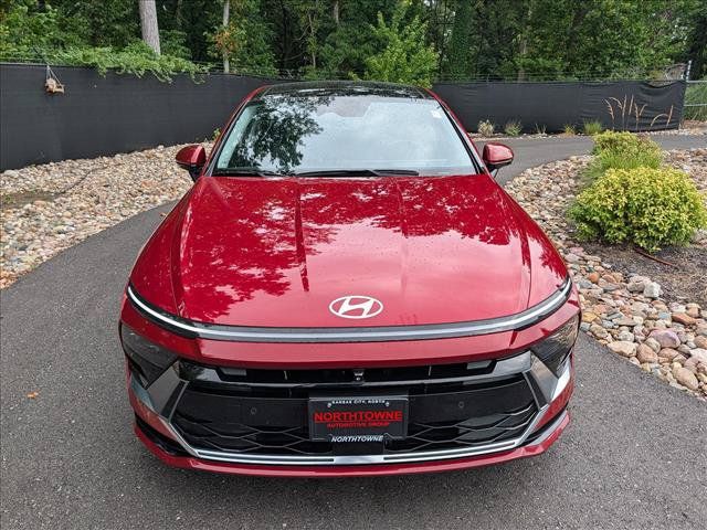 Certified 2024 Hyundai Sonata Limited FWD image 8