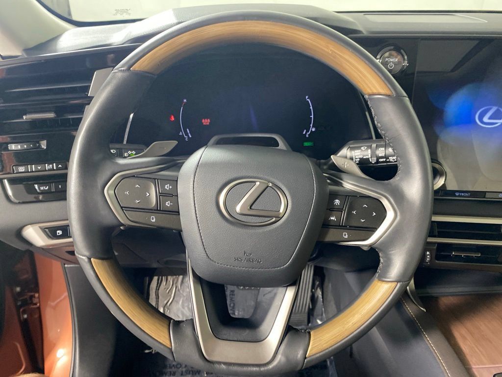 Certified 2023 Lexus RX 350 w/ Accessory Package (Z1) AWD/4WD image 16