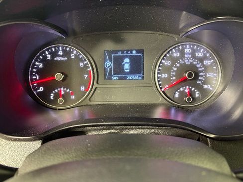 Used 2018 Kia Optima LX w/ 17" Alloy Wheels Package image 25