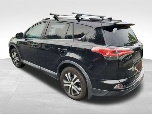 Used 2016 Toyota RAV4 LE AWD/4WD image 16
