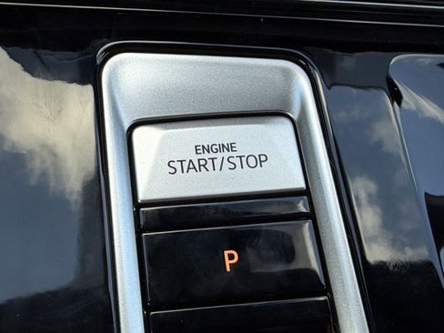 New 2026 Volkswagen Atlas Cross Sport SEL Premium R-Line image 23