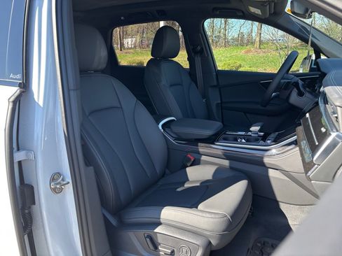 Used 2026 Audi Q7 3.0T Premium Plus AWD/4WD image 28