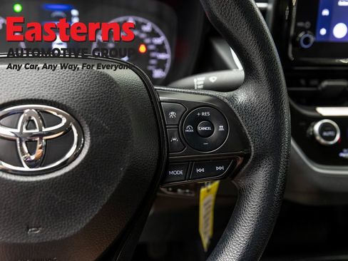 Used 2024 Toyota Corolla LE FWD image 15