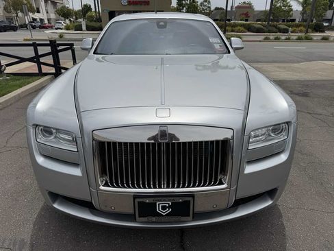 Used 2014 Rolls-Royce Ghost RWD image 11