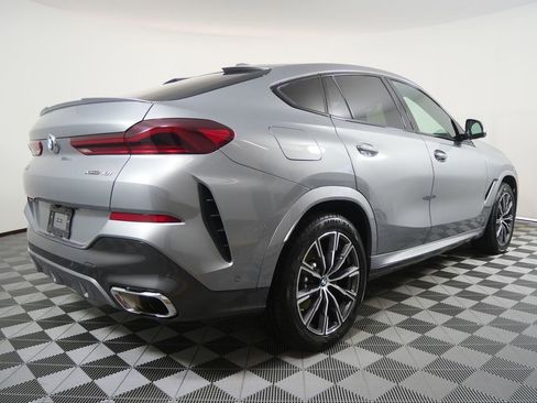 Used 2025 BMW X6 xDrive40i AWD/4WD image 3