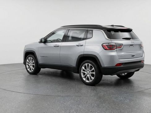 Used 2025 Jeep Compass Limited image 6