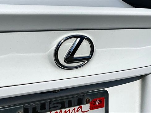 Used 2017 Lexus RC 200t image 30