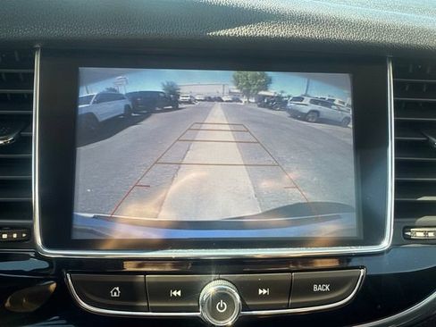 Used 2020 Buick Encore Essence FWD image 16