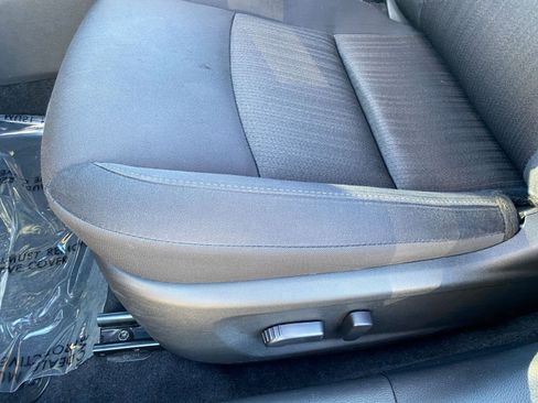 Used 2025 Nissan Altima 2.5 SV image 22