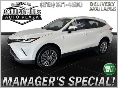 Used 2024 Toyota Venza Limited AWD/4WD image 1