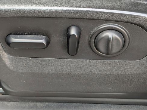 Used 2020 GMC Sierra 1500 SLT w/ SLT Premium Plus Package image 25