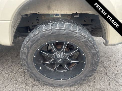 Used 2017 Ford F250 Lariat w/ Chrome Package AWD/4WD image 6