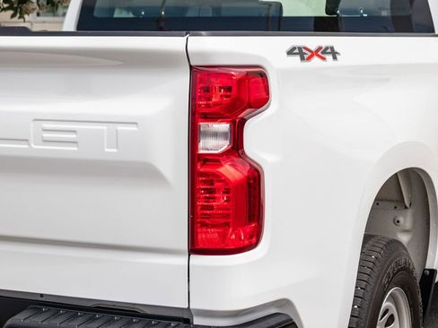 Used 2020 Chevrolet Silverado 1500 W/T w/ WT Fleet Convenience Package AWD/4WD image 9