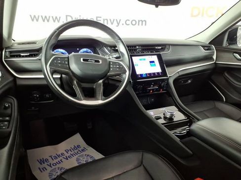 Used 2021 Jeep Grand Cherokee L Limited AWD/4WD image 10